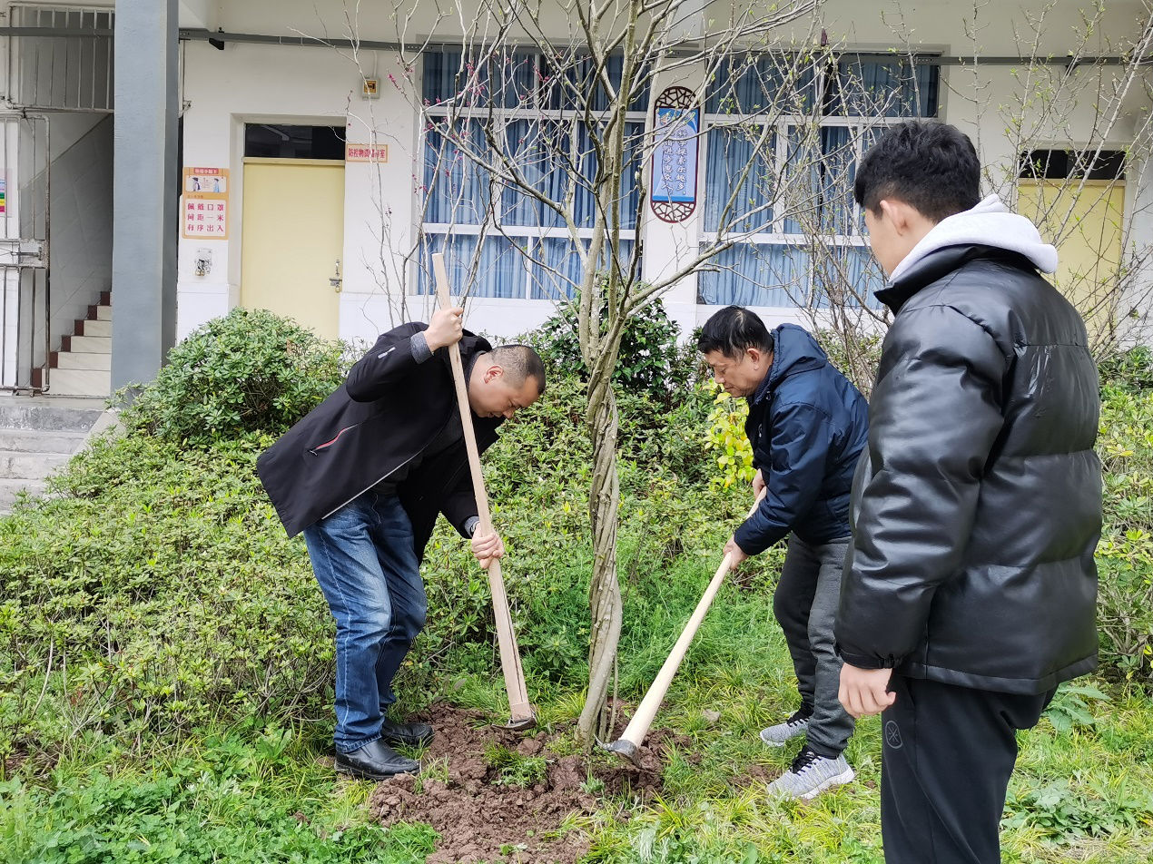 熊猫体育教工一支部和石柱縣中益鄉小學支部結對共建🧏🏽♀️,同話脫貧攻堅03.png